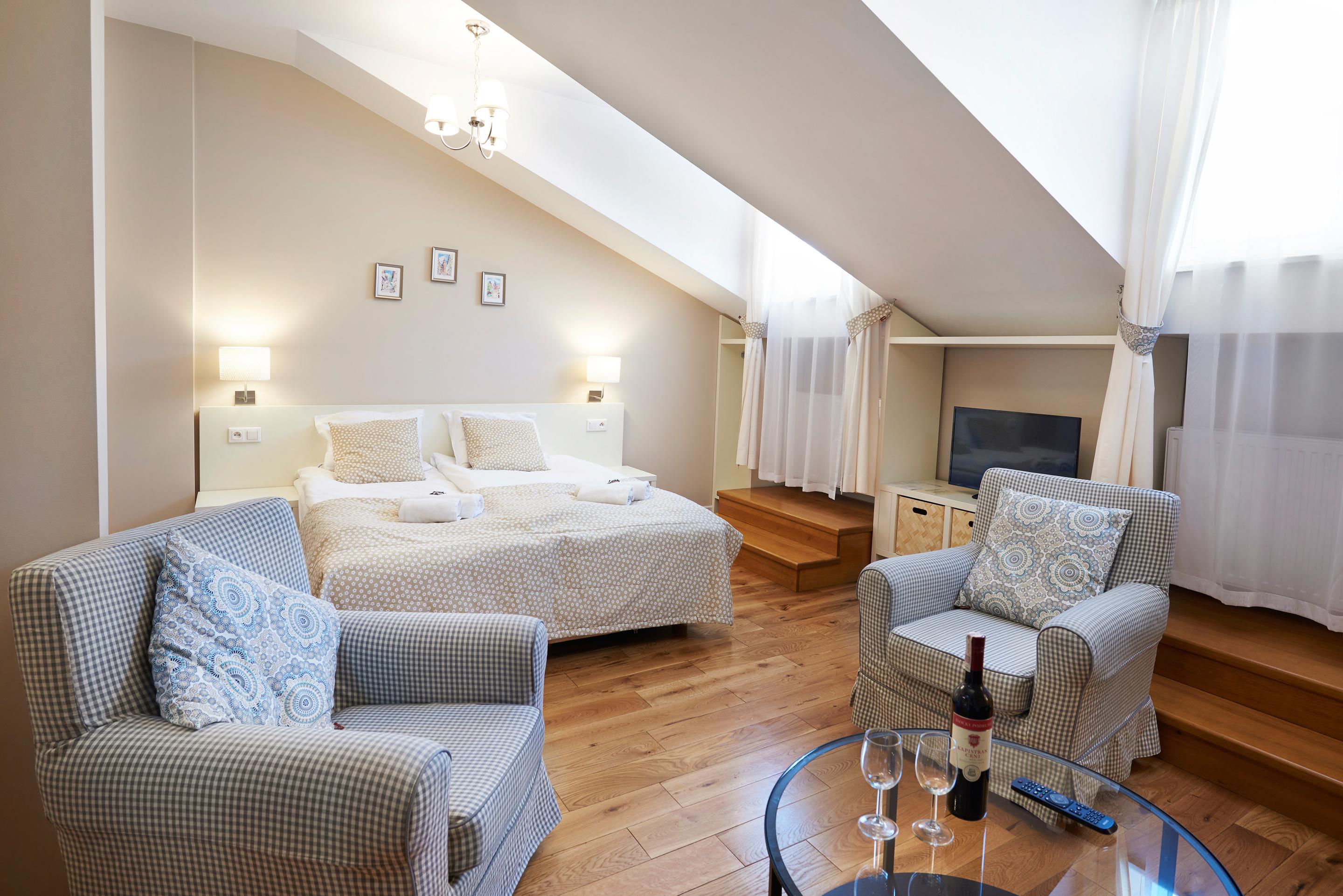 Aparthotel Golebia 8